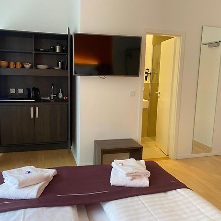 Sevendays Hotel カールスルーエ エクステリア 写真