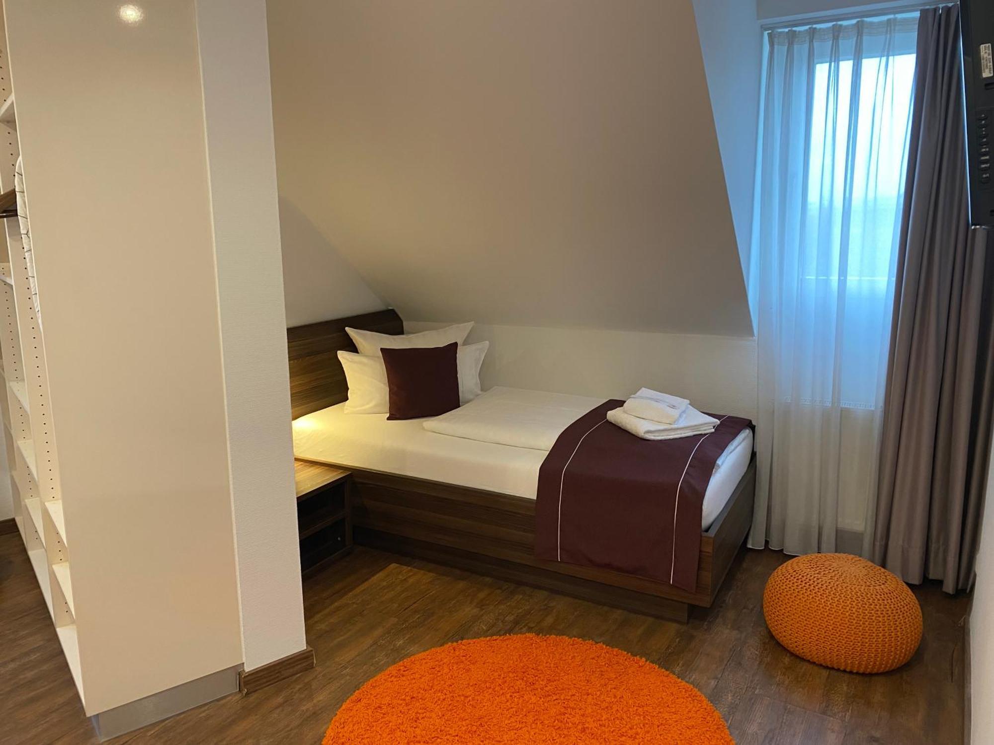 Sevendays Hotel カールスルーエ エクステリア 写真
